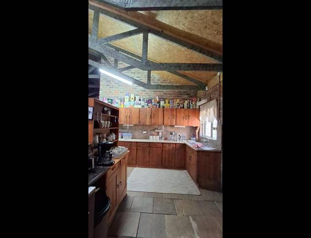 4 BEDROOM HOUSE FOR SALE IN MEYERHOF